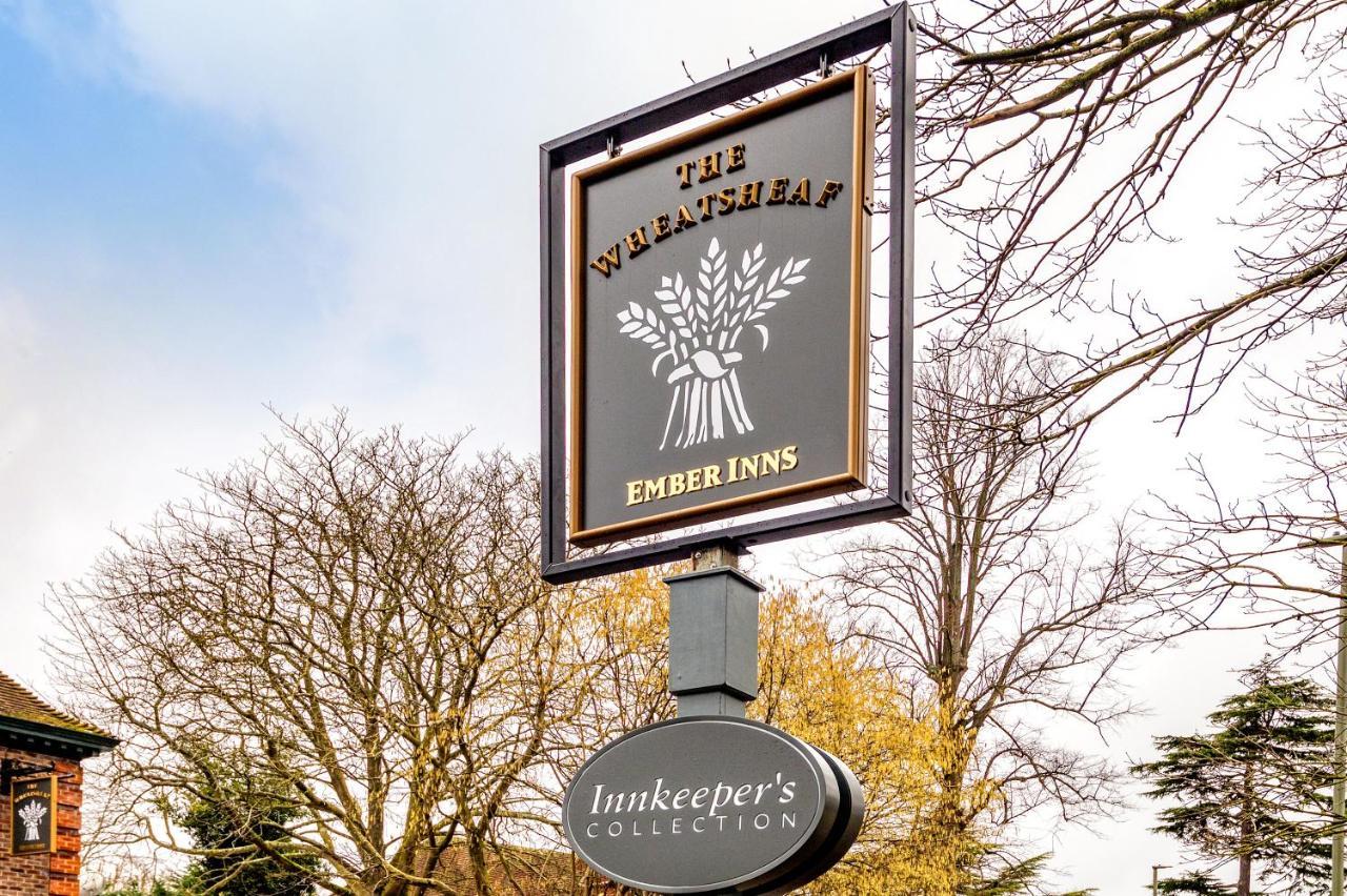 The Wheatsheaf By Innkeeper'S Collection Woking Esterno foto